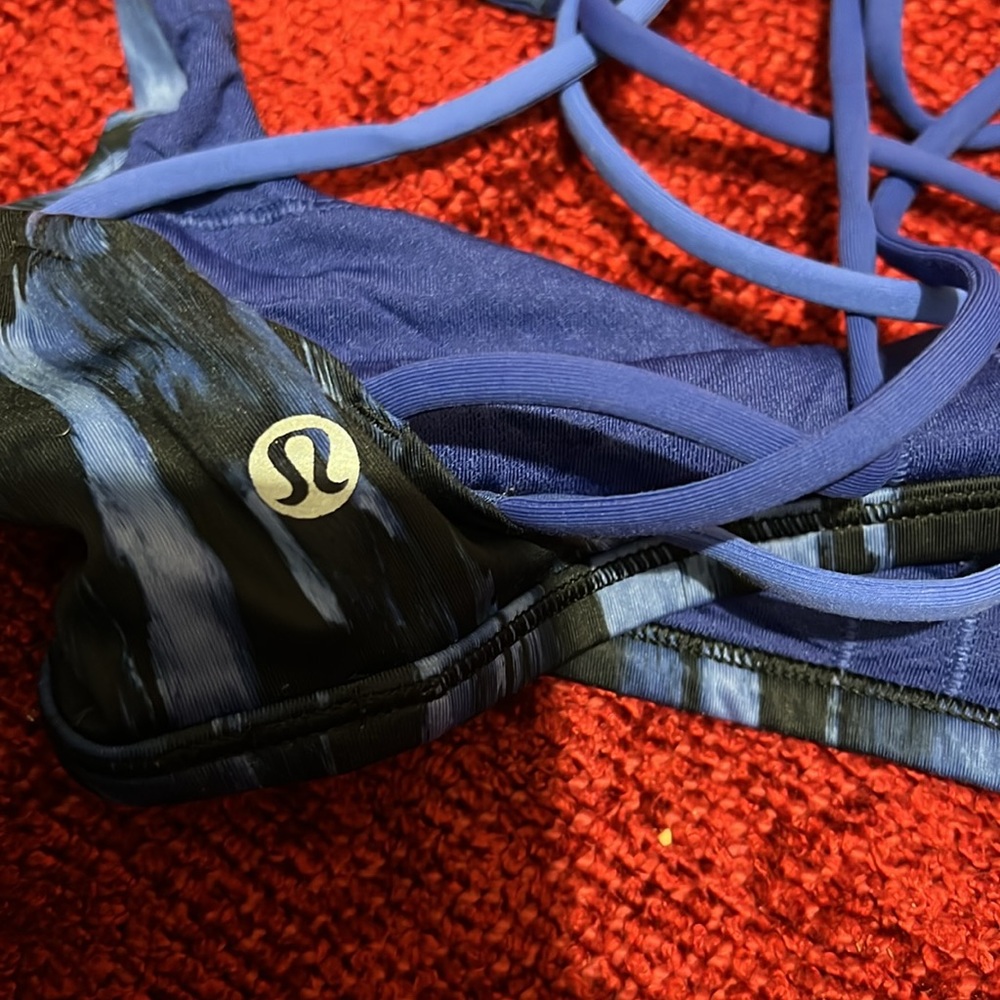 LULULEMON Free To Be Bra - Picture 2 of 3